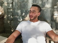 Johnny Rapid and Xavier Cox fucking each other bare