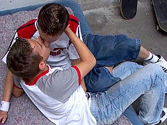 Alex, Timo