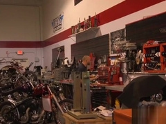 Edged muscle stud gets his cock sucked