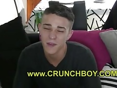 twink from toulous fucked bareback and creampie by bear xxl