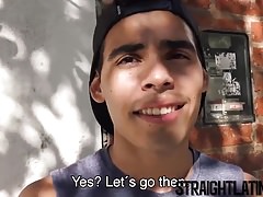 Bareback banged Latino gets picked up and squirted with jizz