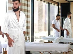 Horny Masseur Gives A Deep Dick Massage To Client's Tight Ass