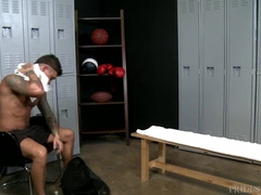 ExtraBigDicks Working out gets this Huge Fuckpole Dad Crazy as Pummel