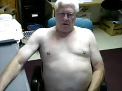Daddy cums on cam