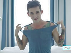 Euro Twink Noah Dildo Fucks His Tight Butthole In Solo Clip!