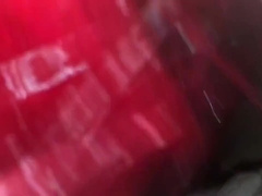 Pompino in auto allaamico cazzone