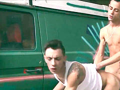 Gay men fucking, gay fuck, gay bareback