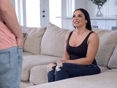 Sheena Ryder Gets Ready to Breed with Rion King