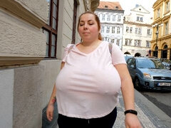 Gros seins, Hd, Lesbienne, Nue  à poil, Naturelle, Public, Solo, Nénés