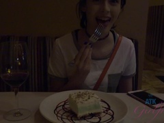 Amateur, Cuarto de baño, Negro, Emo, Masturbación, Pov, Falda, Fumando