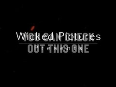 Mooi, Grote lul, Grote mammen, Bruinharig, Rondborstig, Hondjeshouding, Naakt, Tieten likken