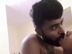 Tetas grandes, Mamada, Novio, Tetona, Corridas, Sexo duro, Indio, Madres para coger