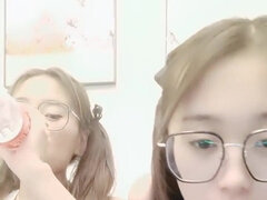 Amateur, Asiatique, Chinoise, Poilue, Masturbation, Jouets, Jumeaux, Webcam