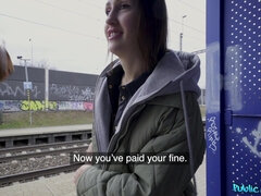 Pijpbeurt, Bruinharig, Jurk, Europees, Natuurlijke tieten, Buiten, Lang, Trein