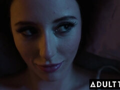 Needy teenage stepdaughter Charlie Summer seduces and BEGS her stepfather for cum dripping in her ass