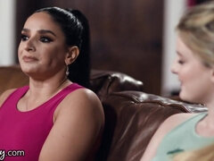 Culo grande, Rubia, Polla, Rostro sentado, Sexo duro, Lesbiana, Lencería, Realidad