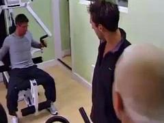 Grosse titten, Blasen, Spermaladung, Gruppe, Hardcore, Reif, Flotter dreier, Titten