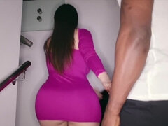 18 jaar, Grote kont, Grote mammen, Bruinharig, Sperma in mond, Hd, Likken, Rijden