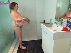 Cuarto de baño, Gorda, Mamá, Monstruo, Tetas naturales, Ducha, Tetas, Mojado