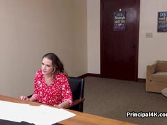 Enthousiasteling, Grote lul, Pijpbeurt, Ondergoed, Moeder die ik wil neuken, Rijden, Spion, Lerarin