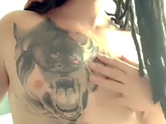 Anal, Chambre à dormir, Homosexuelle, Hard, Piercing, Solo, Tatouage, Jouets