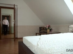 Enthousiasteling, Blond, Gevangen, Tsjechisch, Daddy, Fetisj, Hd, Tiener