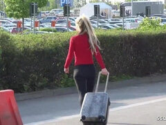 Enthousiasteling, Grote mammen, Blond, Brits, Lul, Moeder die ik wil neuken, Pissen, Realiteit