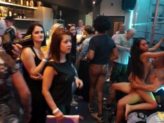 Grote mammen, Gek, Tsjechisch, Dronken, Handbeurt, Hardcore, Orgie, Feest