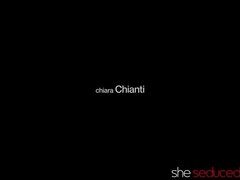 Brunette brune, Fétiche, Hd, Lesbienne, Massage, Chatte, Tatouage, Nénés