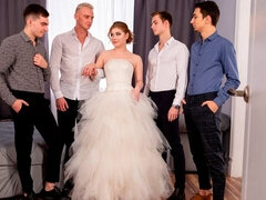 Pijpbeurt, Brijd, Hondjeshouding, Dubbele penetratie, Sperma in gezicht, Groep, Likken, Kut duiken