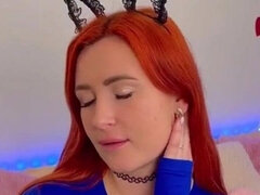 Gros cul, Gros seins, Doigter, Masturbation, Mère que j'aimerais baiser, Rousse roux, Cheveux courts, Solo