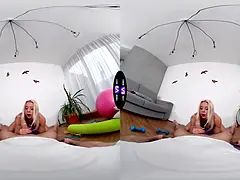 Caroline marian ditches her exercise to ride her boyfriends hard rod instead - teenmegaworld