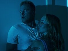 Arsch, Bikini, Blasen, Hundestellung, Europäisch, Interrassisch, Küssen, Piercing