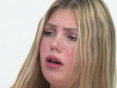 18 jaar, Enthousiasteling, Grote lul, Blond, Pijpbeurt, Gezichtspunt, Dikke tepels, Spaans