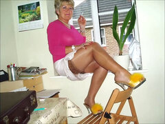 Mature nylon gams