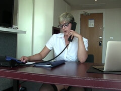 Tetas grandes, Rubia, Sexo duro, Hd, Oficina, Orgasmo, Cabello corto, Juguetes