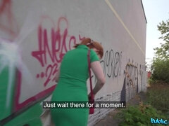 Arsch, Tschechisch, Natürlichen titten, Im freien, Zierlich, Pov, Öffentlich, Rotschopf