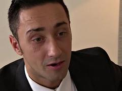 Grosse titten, Blasen, Pummelig, Spermaladung, Hardcore, Lingerie, Büro, Titten