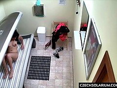 Amateur, Brunette brune, Tchèque, Hd, Public, Chatte, Solarium, Voyeur