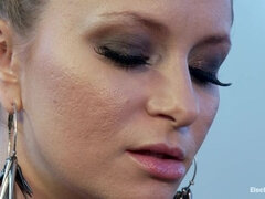 Bondage domination sadisme masochisme, Face assise, Femme dominatrice, Humiliation, Lesbienne, Punition, Chatte, Esclave