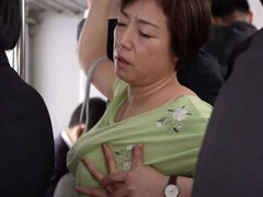 Aziatisch, Lul, Betast, Groep, Rijpe lesbienne, Openbaar, Kut duiken, Zuigen