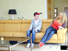 Pijpbeurt, Brits, Bedriegen, Europees, Moeder die ik wil neuken, Moeder, Tatoeage