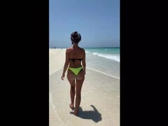 Playa, Bikini, Morena, Hembra, Madres para coger, Desnudo, Pequeña, Solo