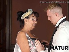 デカパイ, 茶髪の, エロ熟女, お婆さん, 巨大, 熟年, 自然山雀, オッパイの