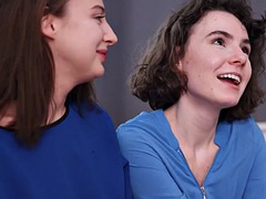 Pornstars and amateurs in raw sixtynining scenes