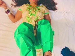 18 ans, Sucer une bite, Tromperie, Fait maison, Indienne, Maman, Serré, Épouse