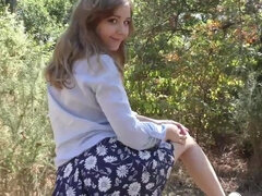 18 ans, Amateur, Gode, Branlette thaïlandaise, Hd, De plein air, Chatte, Sous la jupe