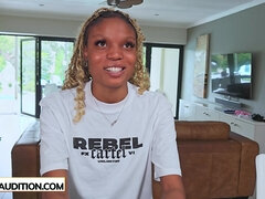 Африканки, Кастинг, Большие сиськи, Секс без цензуры, Домашнее видео, Межрасовый секс, Жесткий секс, Сосущие