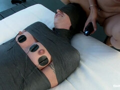 In den arsch, Dildo, Elektrisch, Weibliche domination, Erniedrigung, Bestrafung, Muschi, Sklave