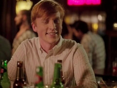 Vollbusig, Prominente, Klassisch, Gehörnter ehemann, Kehlenfick, Muschi, Flotter dreier, Ehefrau